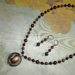 Handmade necklace & earring set with Murano gold foil focal disc